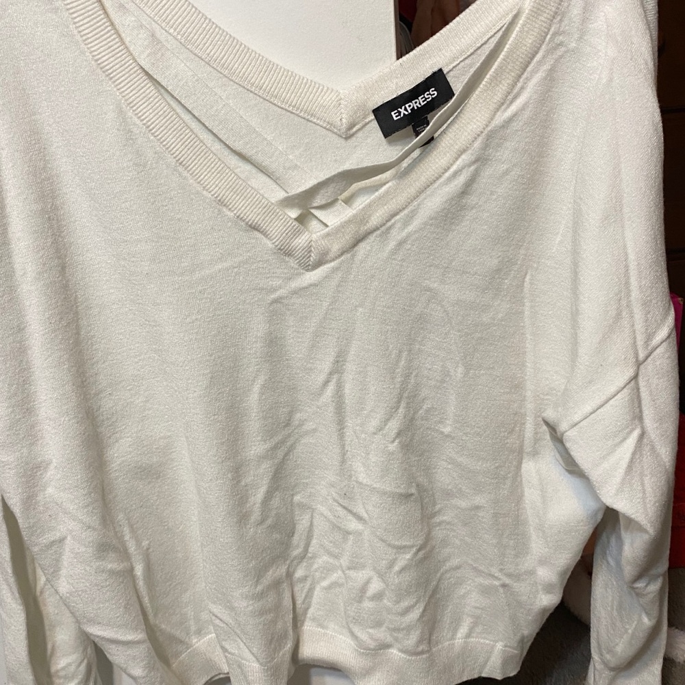 Express Sweater - Picture 4 of 4
